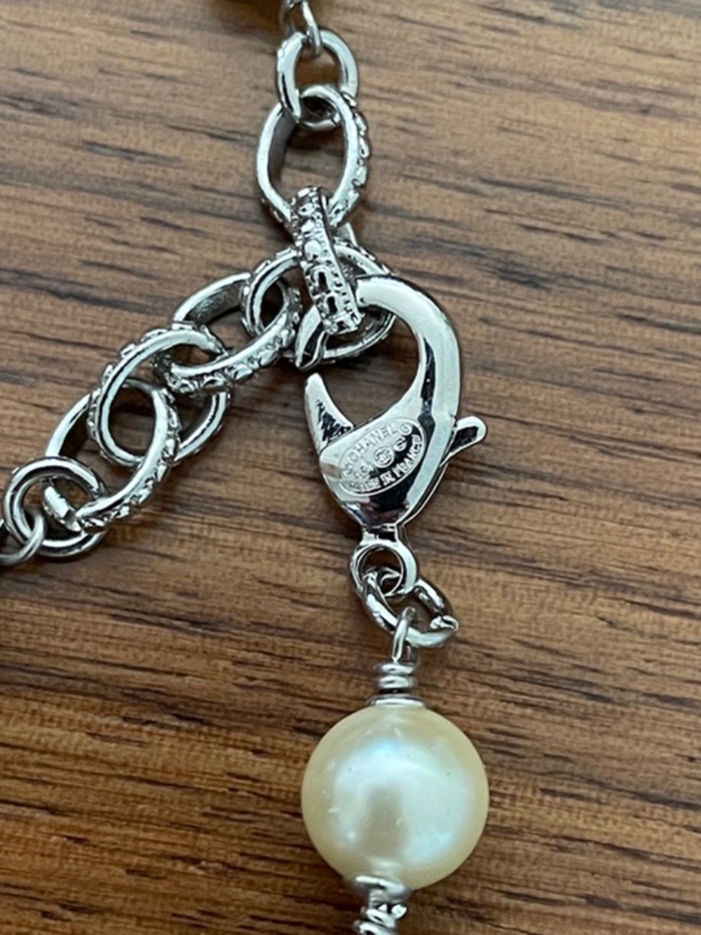 Chanel Long Pearl Necklace Silver Pearls & Crystals - Picture 5 of 11